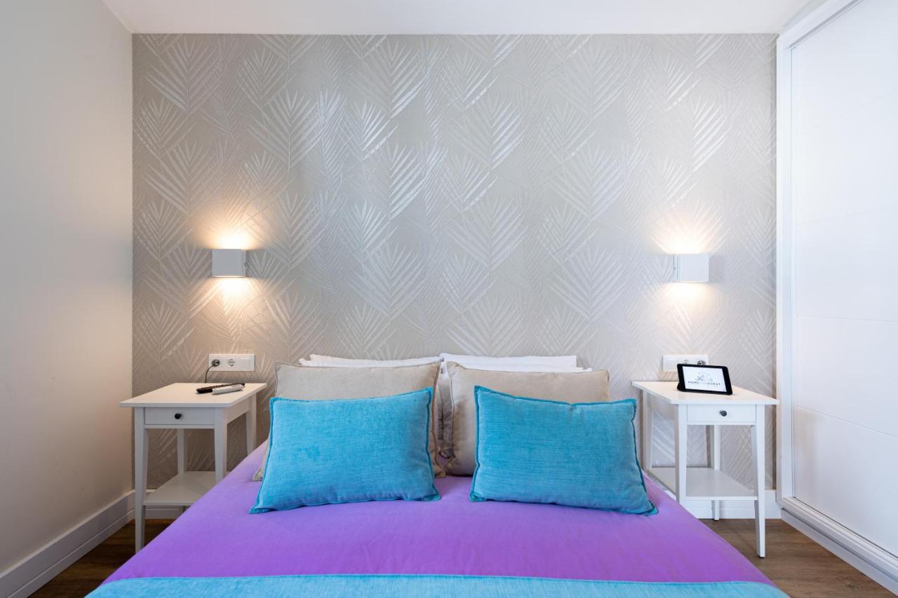 Homeforguest Modern And New Beachfront Apartment La Oliva Bagian luar foto